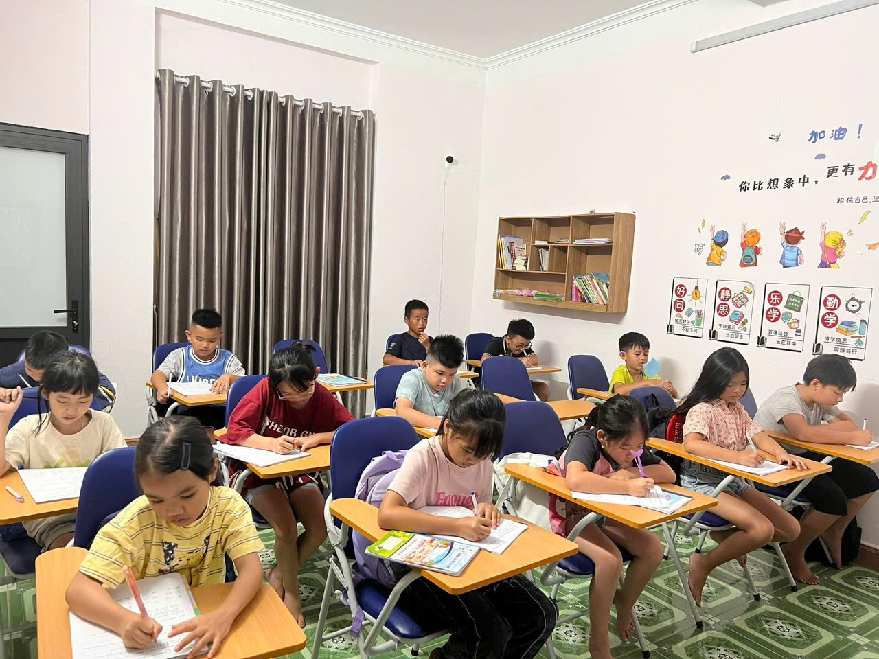 LỚP GIAO TIẾP CƠ BẢN- TRUNG CẤP- CA0 CẤP (GIÁO TRÌNH HÁN NGỮ MSUTONG)